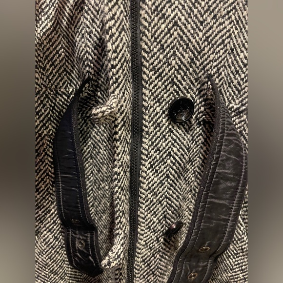 ** ESPRIT Vintage Black and White Wool Coat - Picture 7 of 11